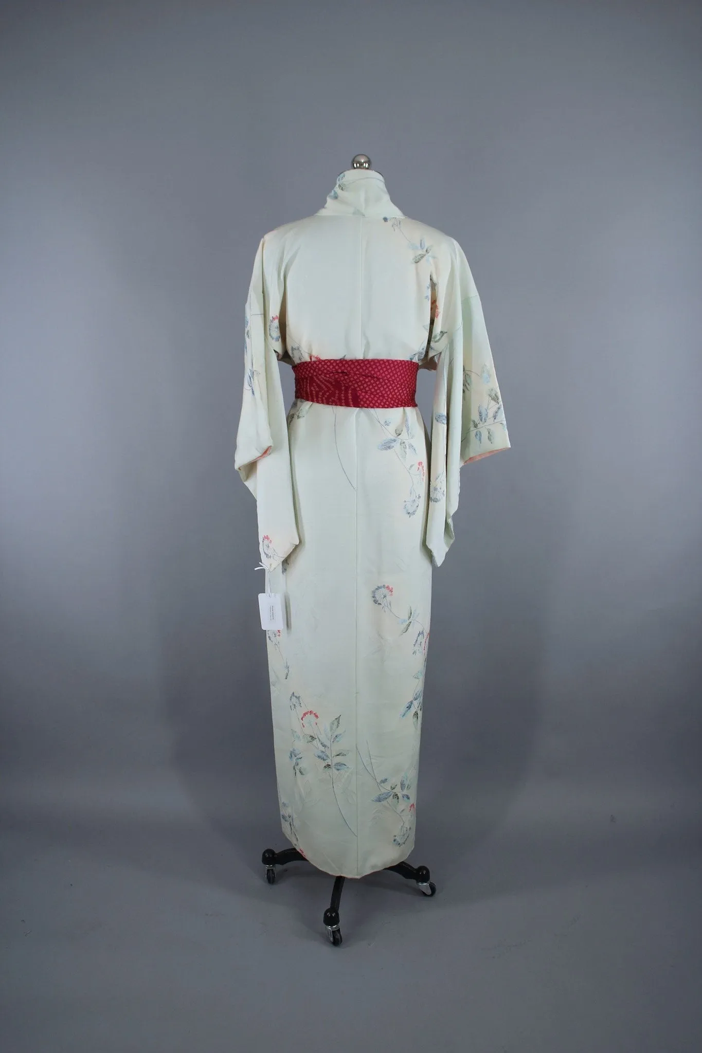 1960s Vintage Silk Kimono Robe / Pale Blue & Pink Floral