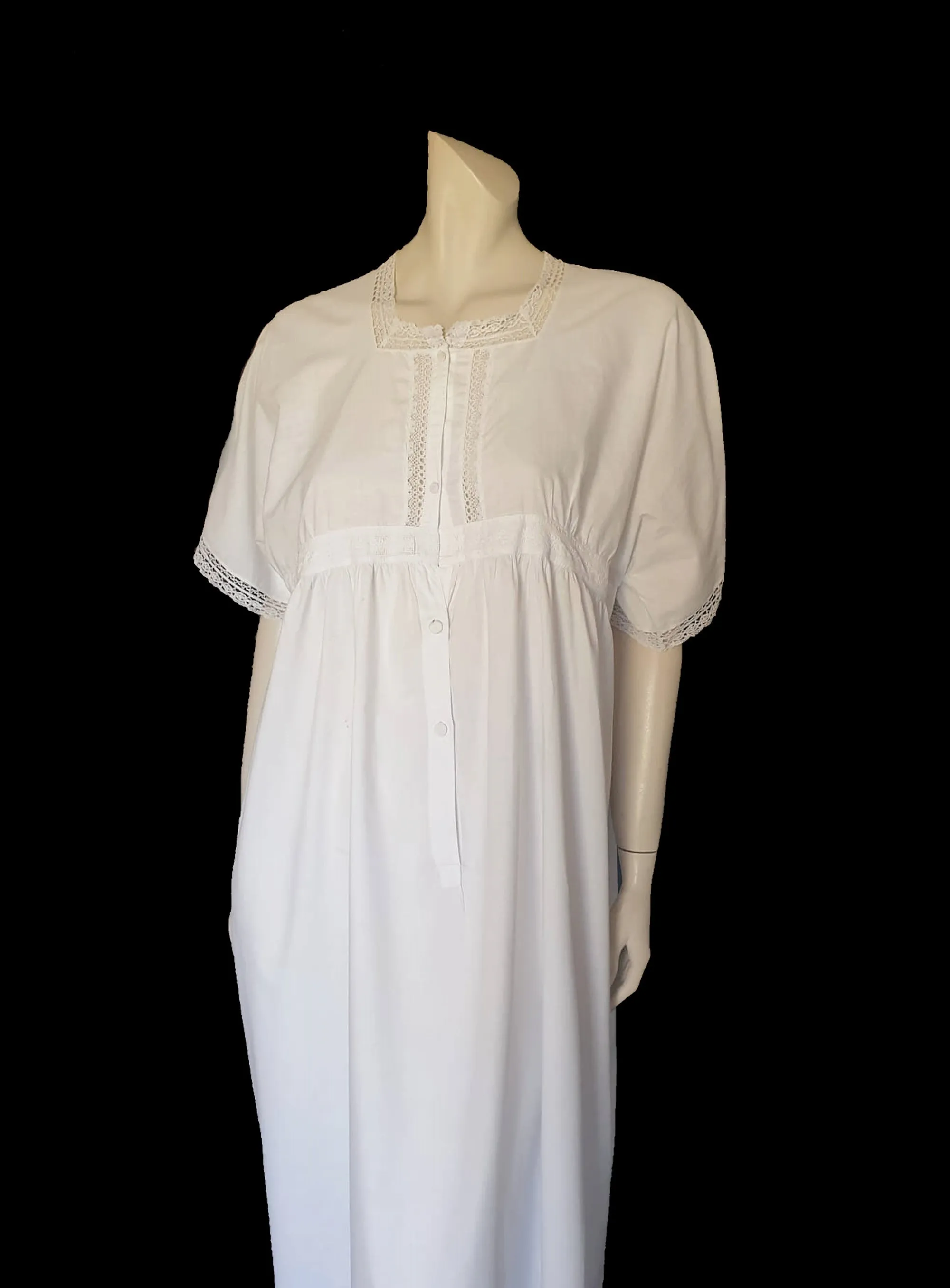 Antique Loose-fitting White Cotton Dress - M