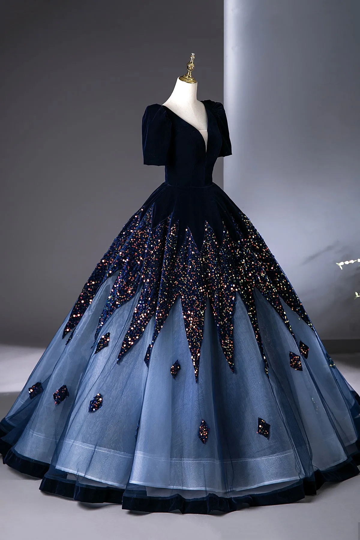 Blue V-Neck Velvet and Sequins Long Prom Dress, A-Line Short Sleeve Evening Party Dress
