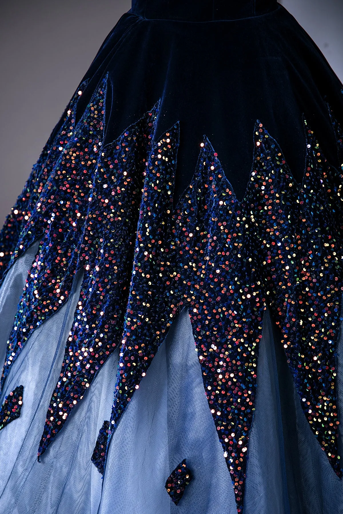 Blue V-Neck Velvet and Sequins Long Prom Dress, A-Line Short Sleeve Evening Party Dress