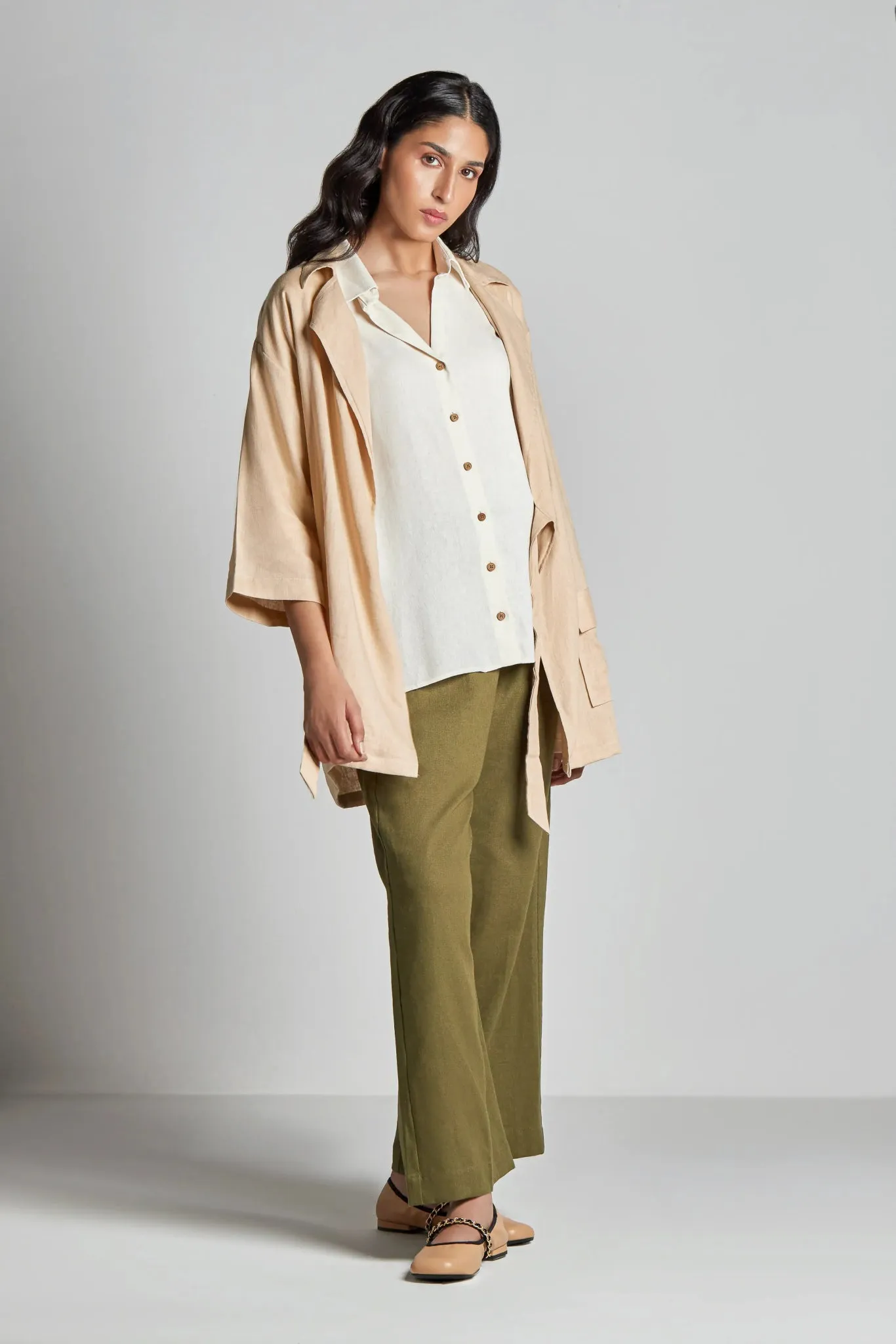 Cloud Back Split Shirt