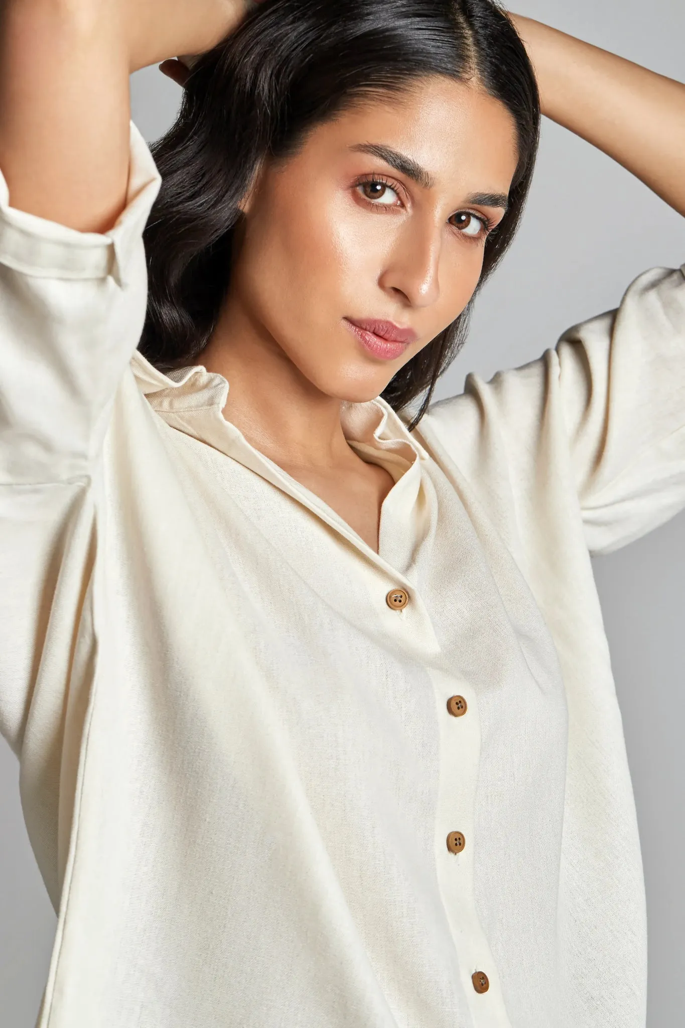 Cloud Back Split Shirt