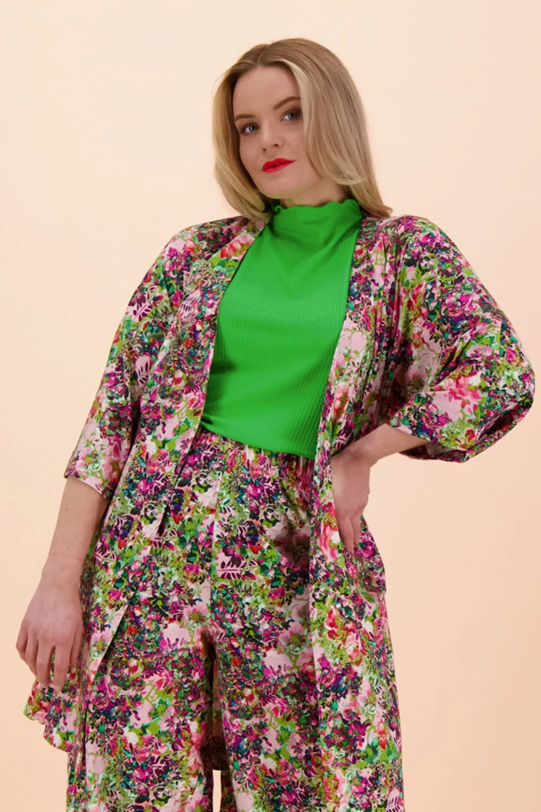 Kimono Blooming Forest Bright