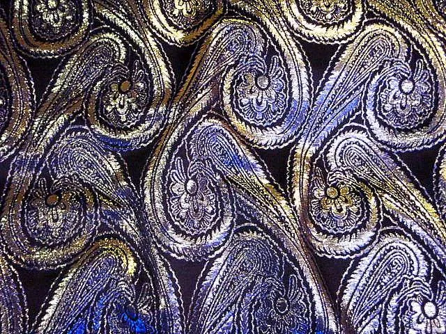 Large Paisley - Kimono Brocade - 58