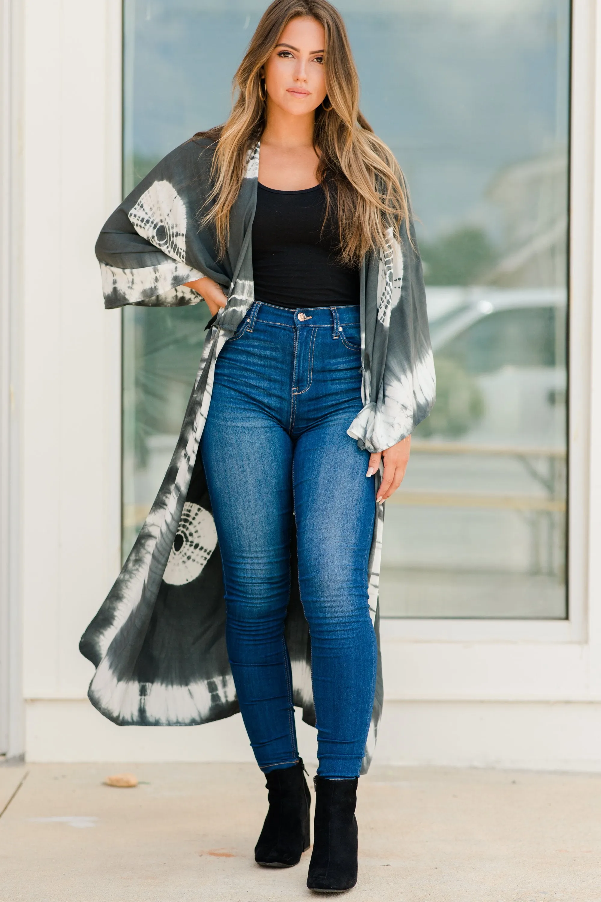 Savor The Chic Charcoal Gray Tie Dye Kimono