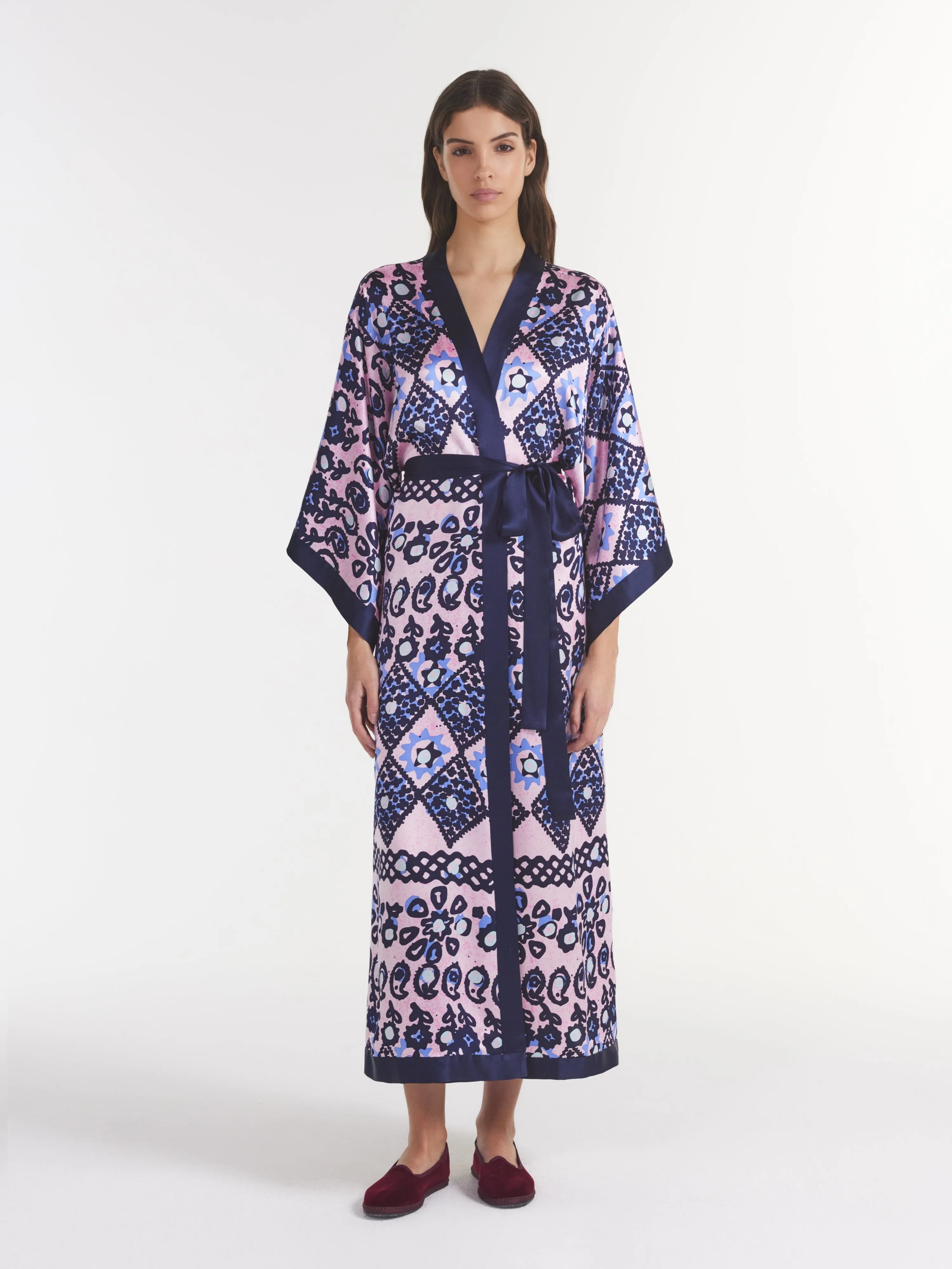 Silk Kimono Robe in Quartz Batik