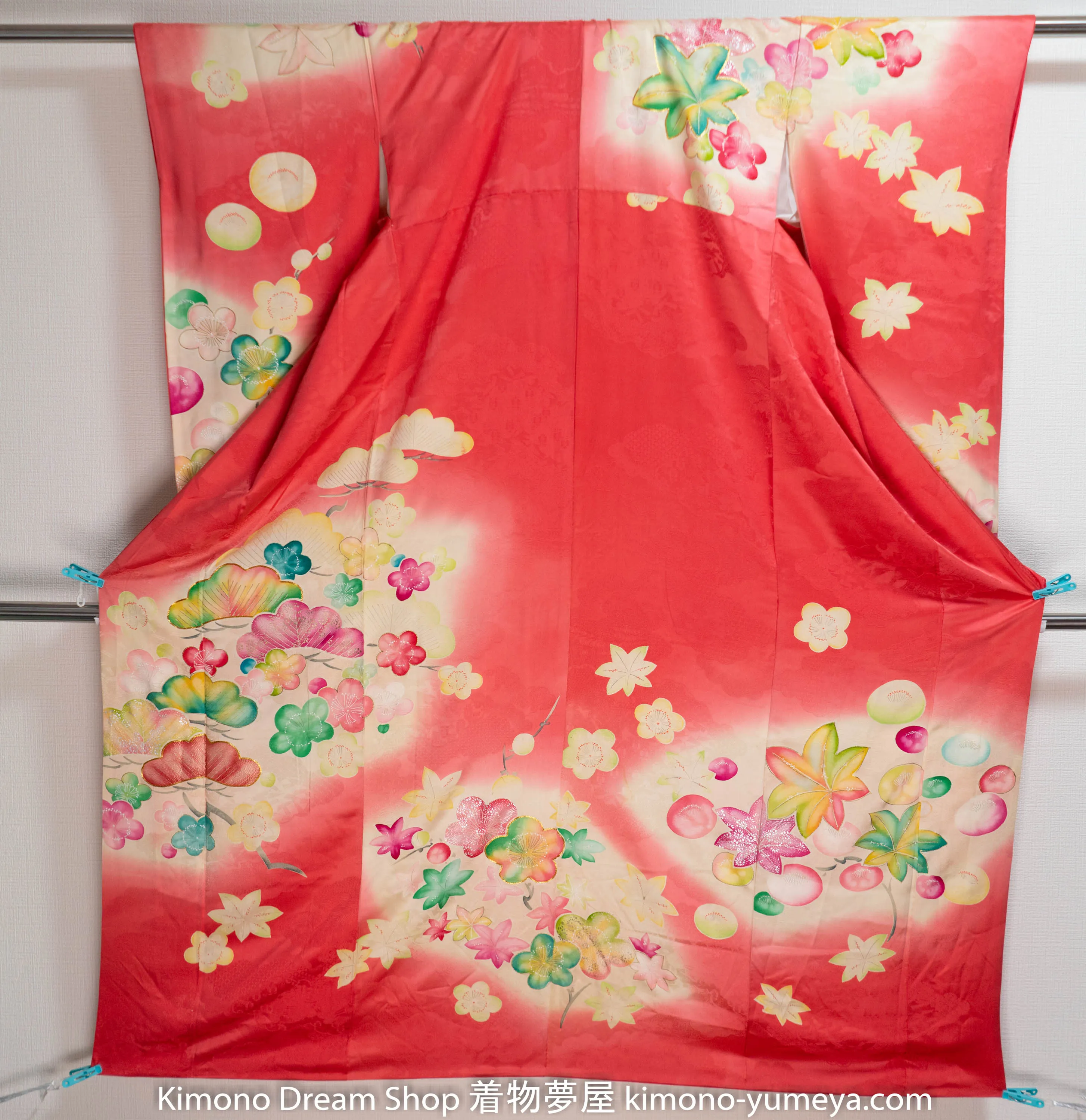 Silk Pinkish Reddish Furisode - Retro 1980s Abstract Flowers & Leaves Springtime Long Sleeve Kimono