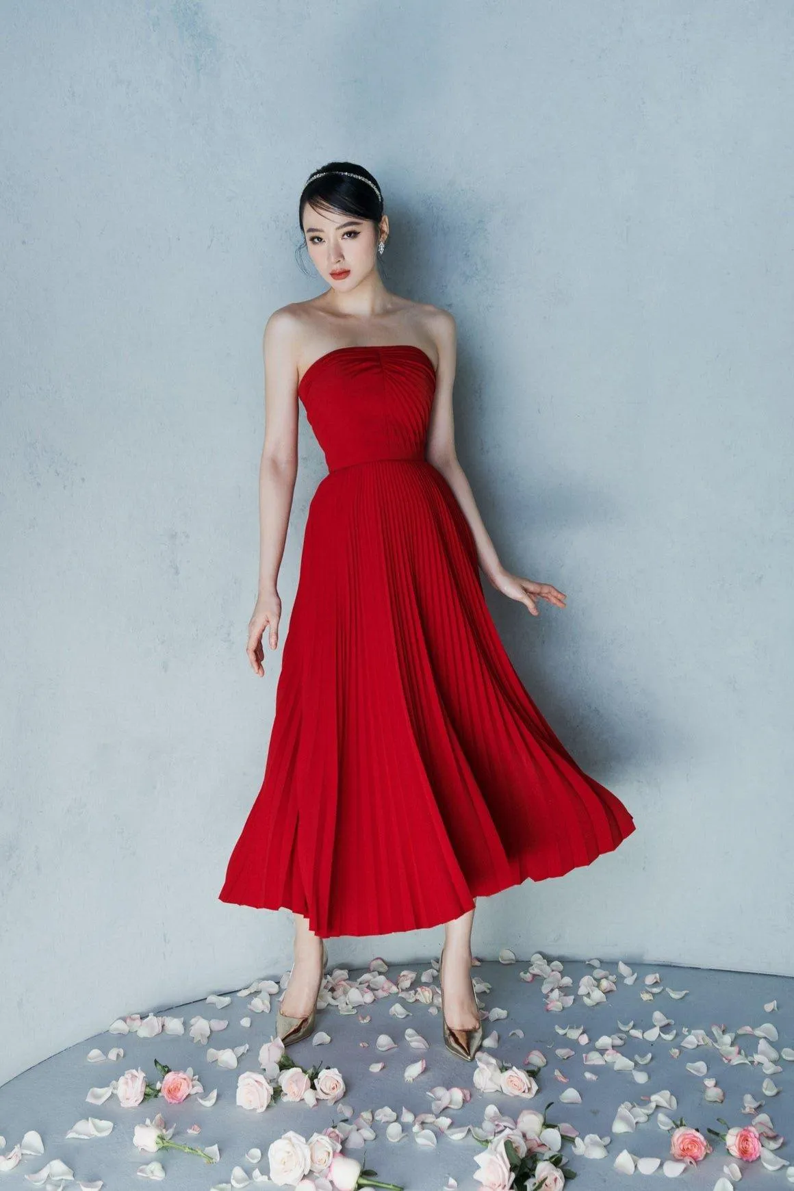 White PLEATED MIDI DRESS-NANA
