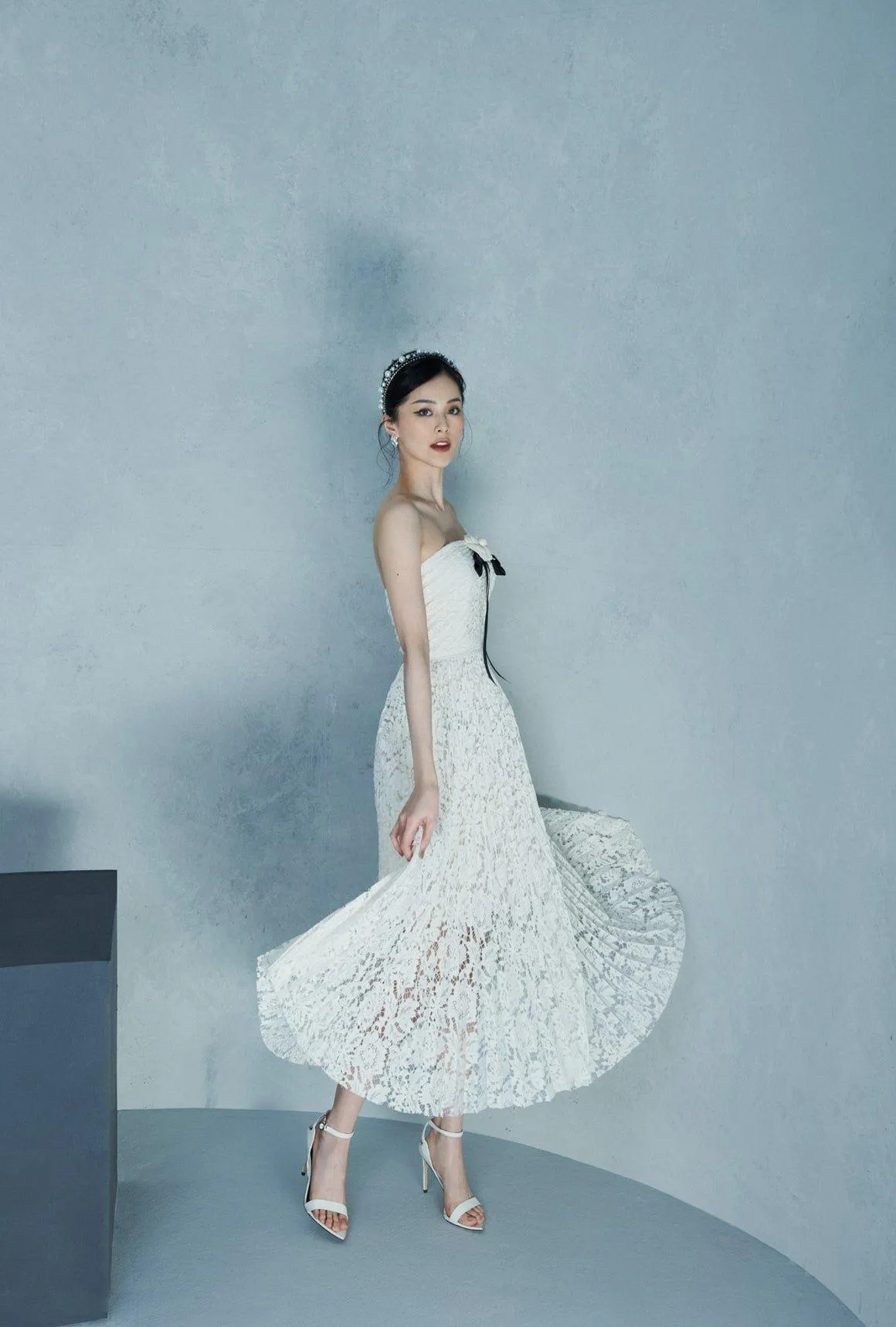 White PLEATED MIDI DRESS-NANA